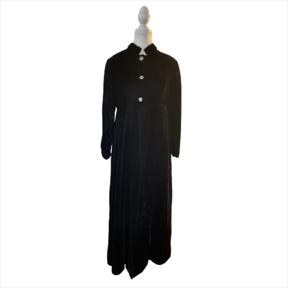 Vintage Velvet Opera Coat - Picture 1 of 6
